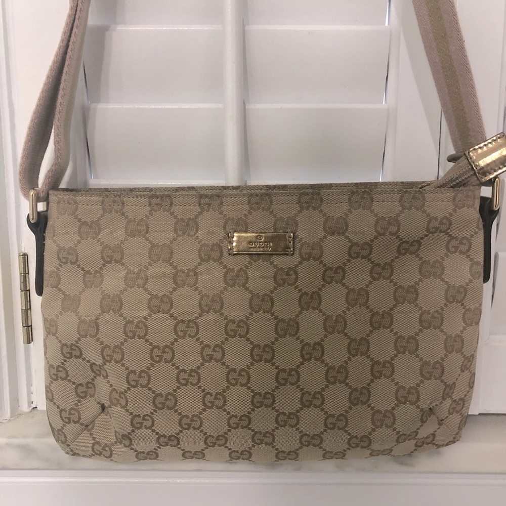 Gucci Shoulder Bag in GG Canvas and Metallic Leather with Web Strap